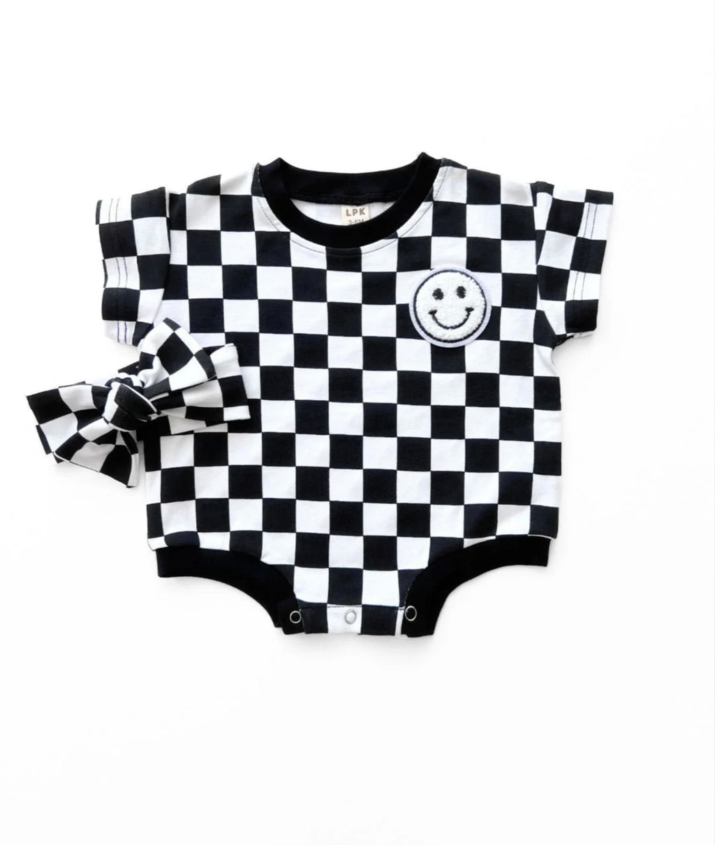 Checkered smiley | bubble romper