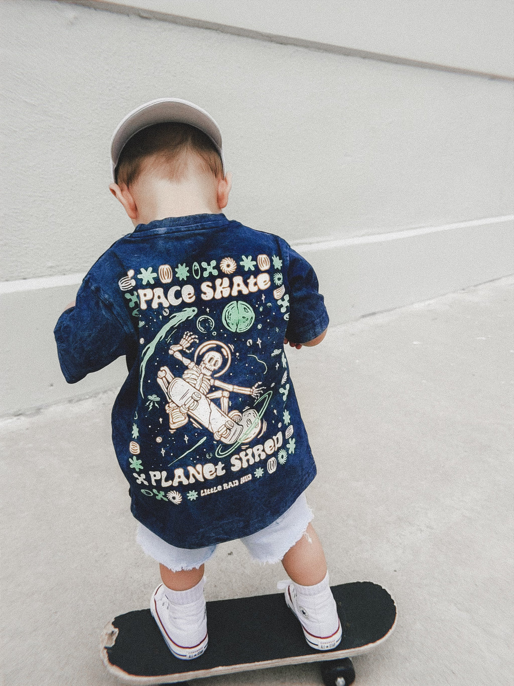 Space skate | OVERSIZED tee