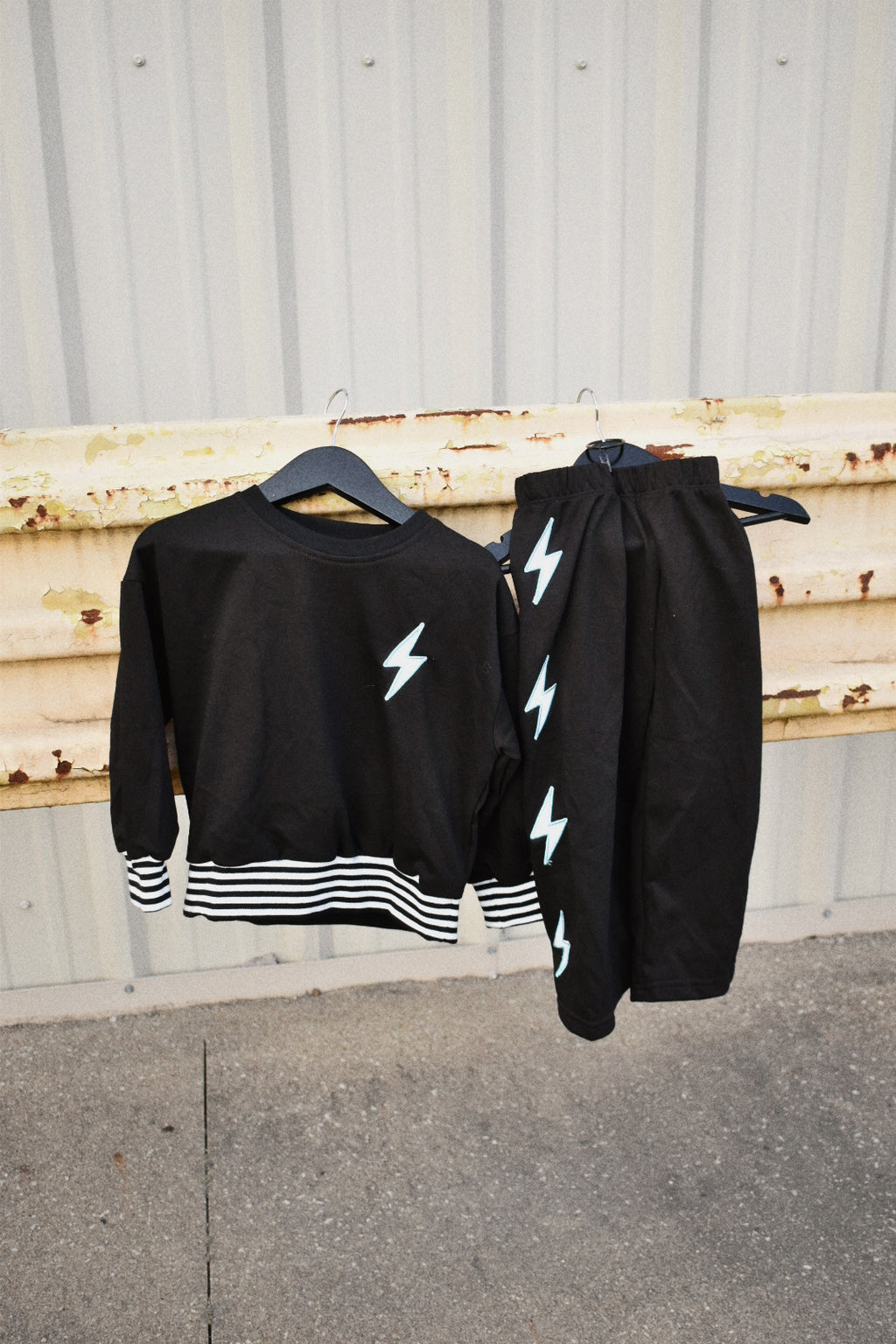 Bolt pants
