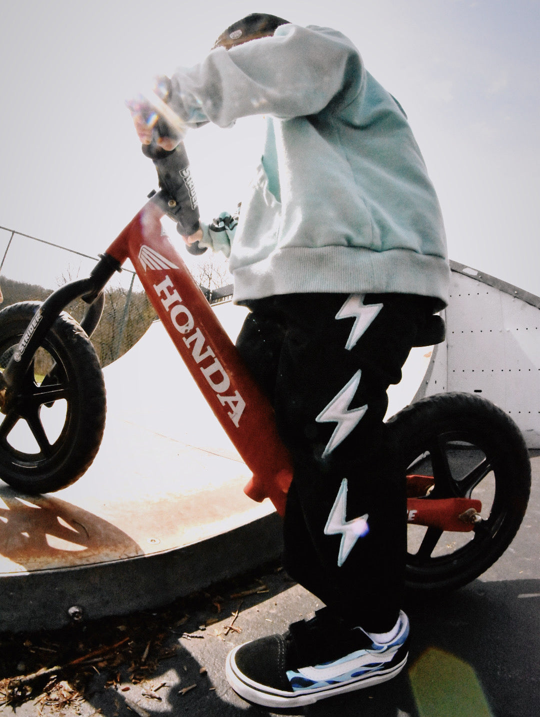 Bolt pants