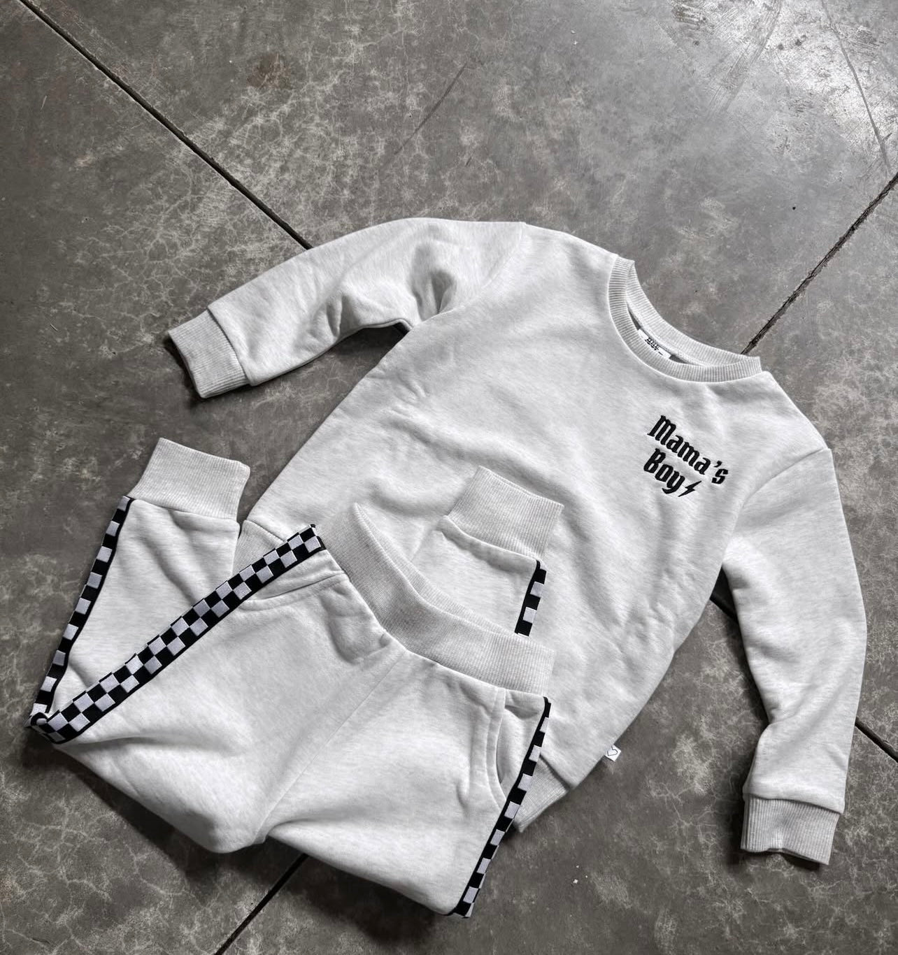Mamas boy sweat set